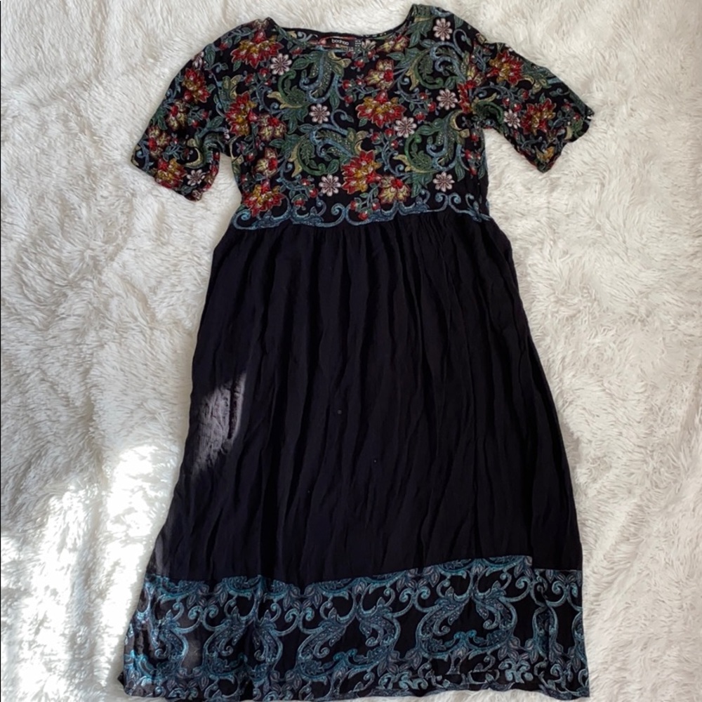 Boohoo Dress